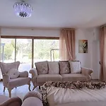 Vila With Private Pool And Private Garden In Dalyan