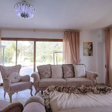 Villa With Private Pool And Private Garden In Dalyan