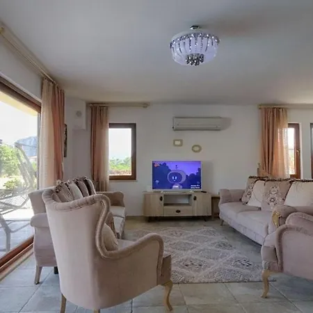 With Private Pool And Private Garden In Dalyan Ortaca