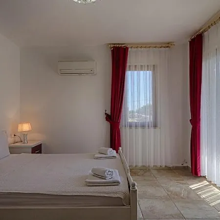 Villa With Private Pool And Private Garden In Dalyan Ortaca