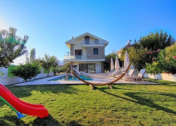 Vila With Private Pool And Private Garden In Dalyan *