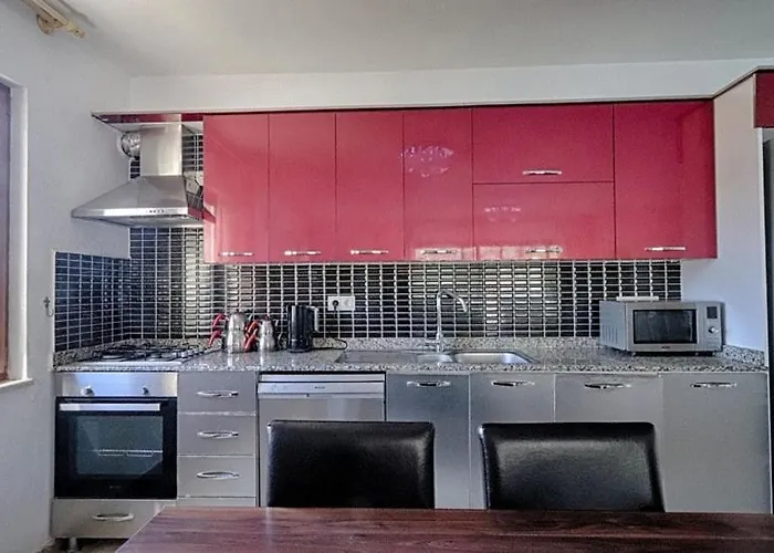 With Private Pool And Private Garden In Dalyan فيلة أورتاجا